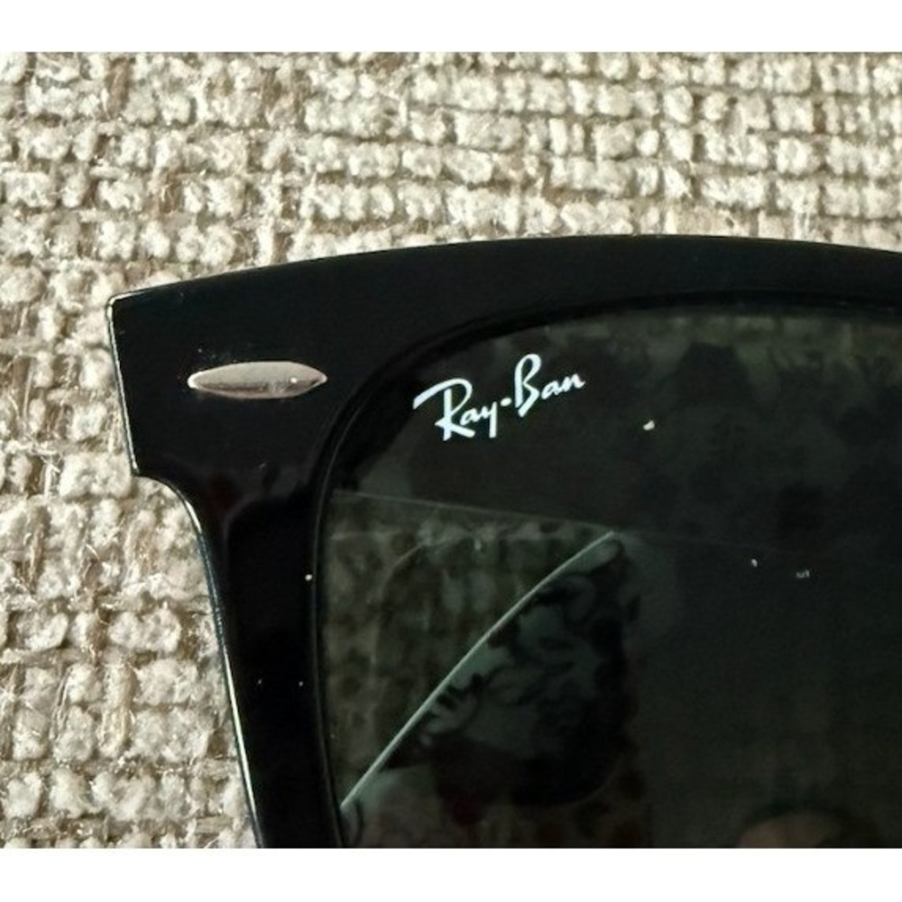 Ray-Ban RB2140 Disney Mickey Mouse Limited Edition Wayfarer Sunglasses w/ Cloth - Picture 3 of 8